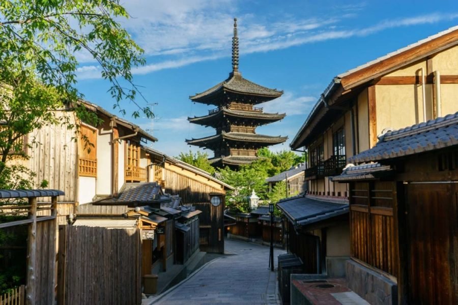 Osaka & Kyoto Private & Customizable Tour with Comfortable Car (Up to 6 Guests)